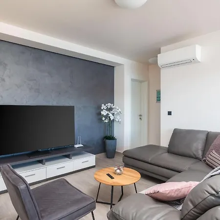 Apartment Prestige 1 Trogir