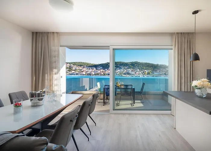 Prestige 1 Trogir